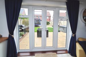 RUBENS CLOSE- click for photo gallery